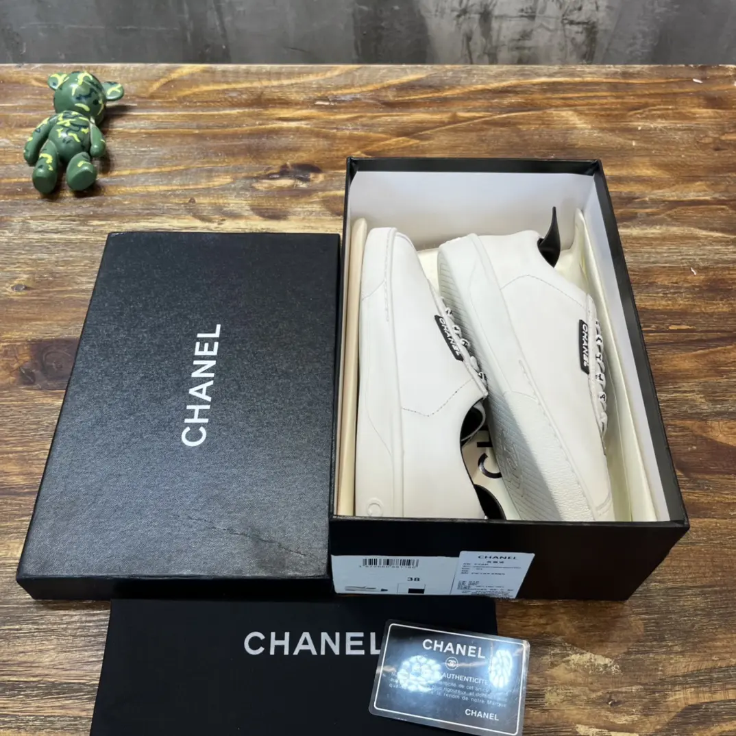 Chanel 2022 fashion lovers of sneakers TS202291662