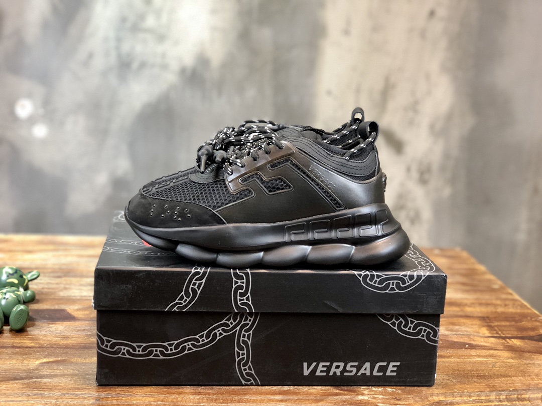 Versace Sneaker Chain Reaction in Black