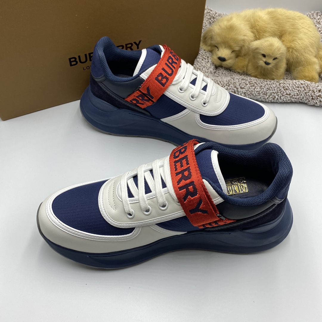 BurBerry Sneaker in Blue with White