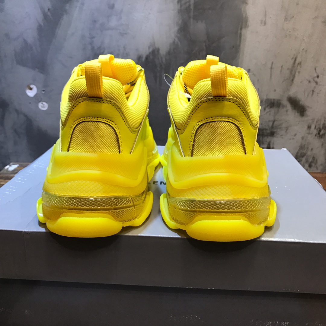 Balenciaga Sneaker Triple S in Yellow