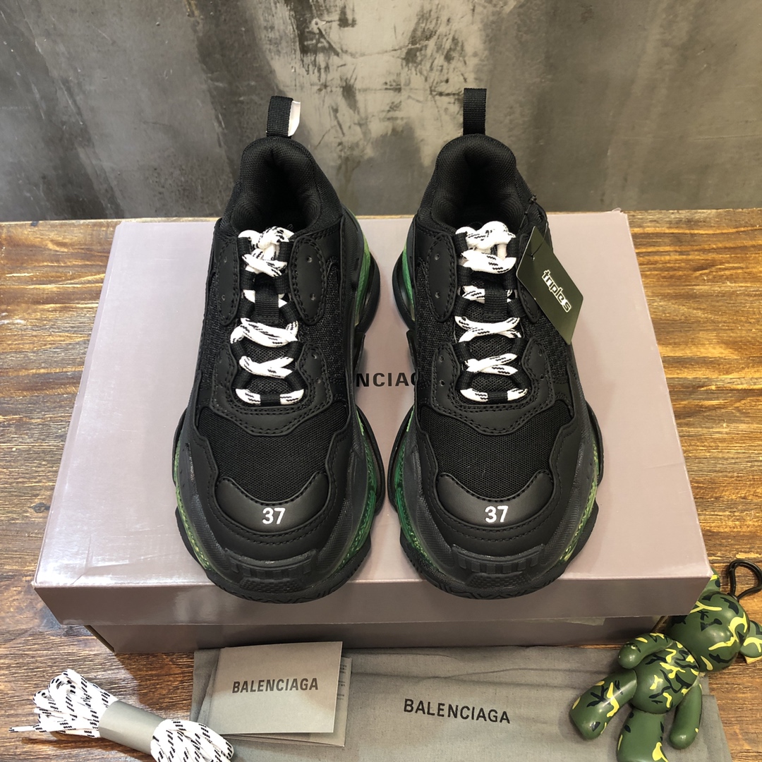 Balenciaga Sneaker Triple S in Green Sole