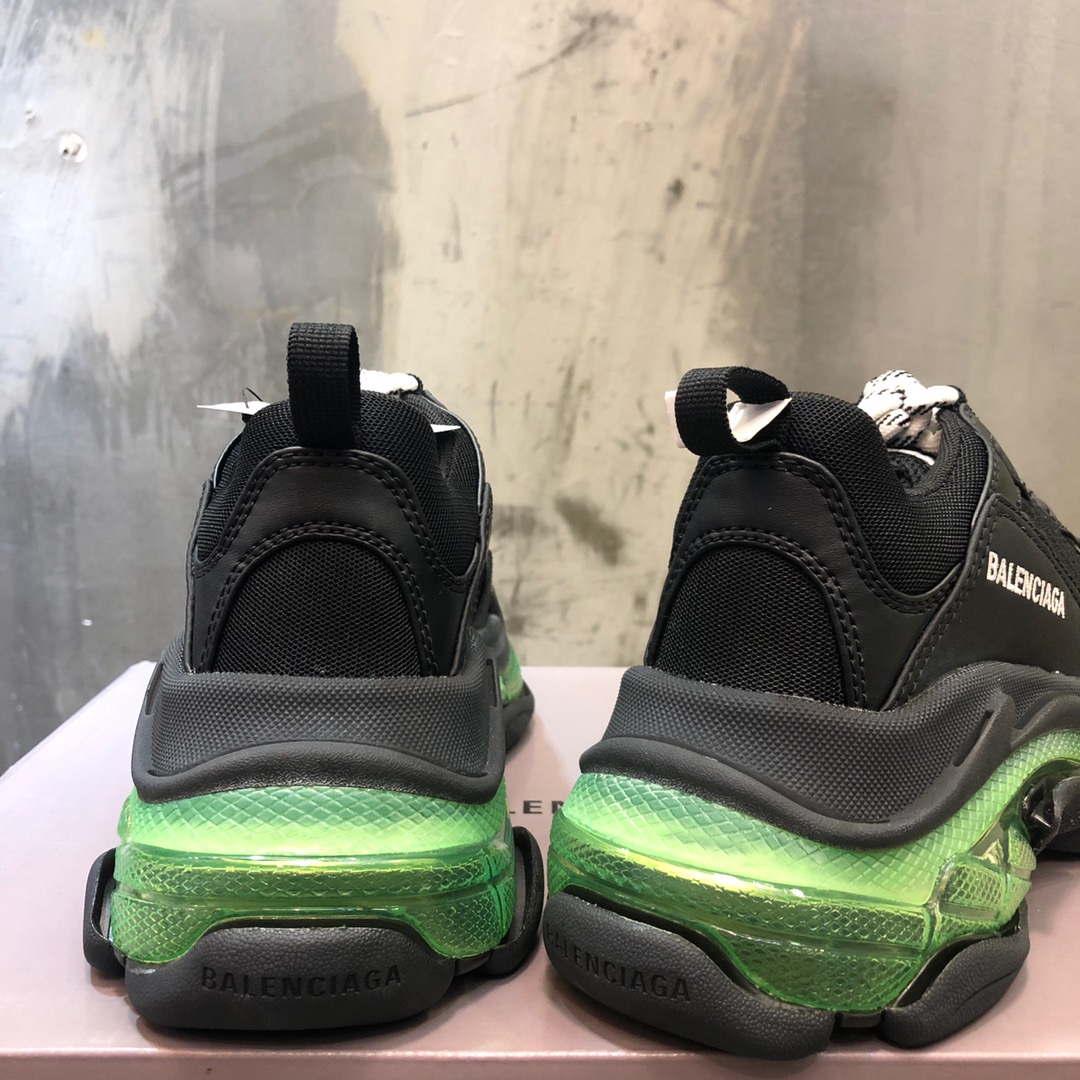 Balenciaga Sneaker Triple S in Green Sole