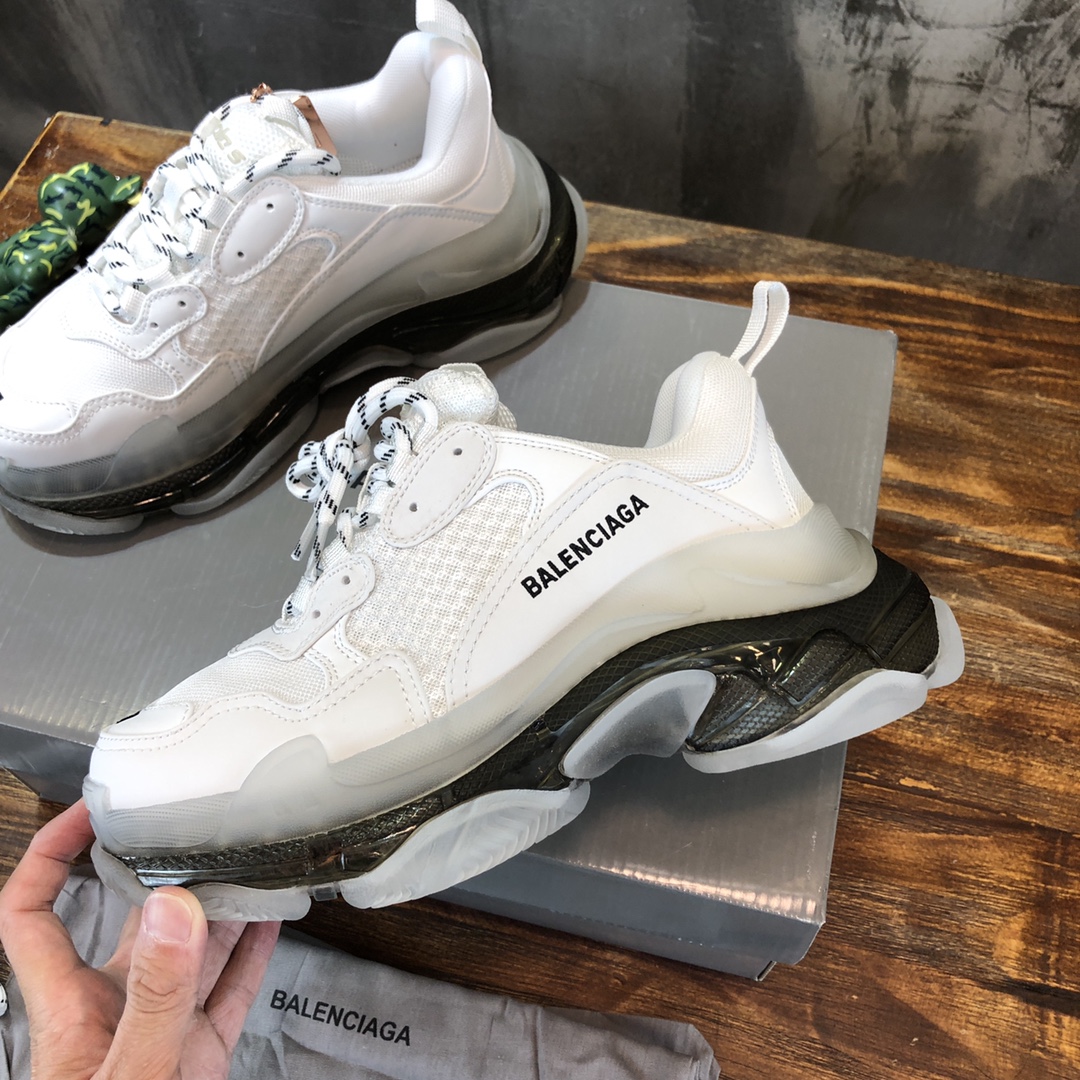 Balenciaga Sneaker Triple S in Black Sole