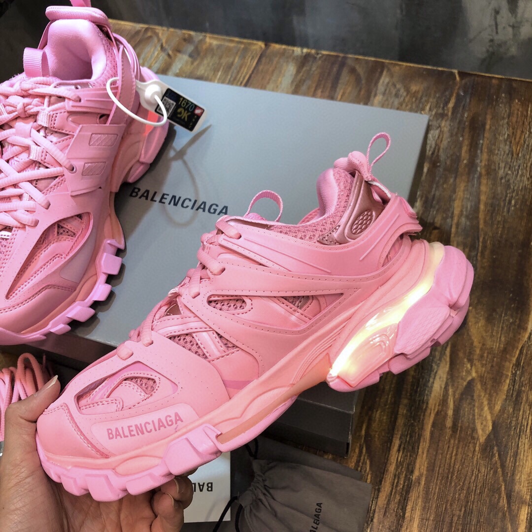 Balenciaga Sneaker Track Sneaker Led in Pink