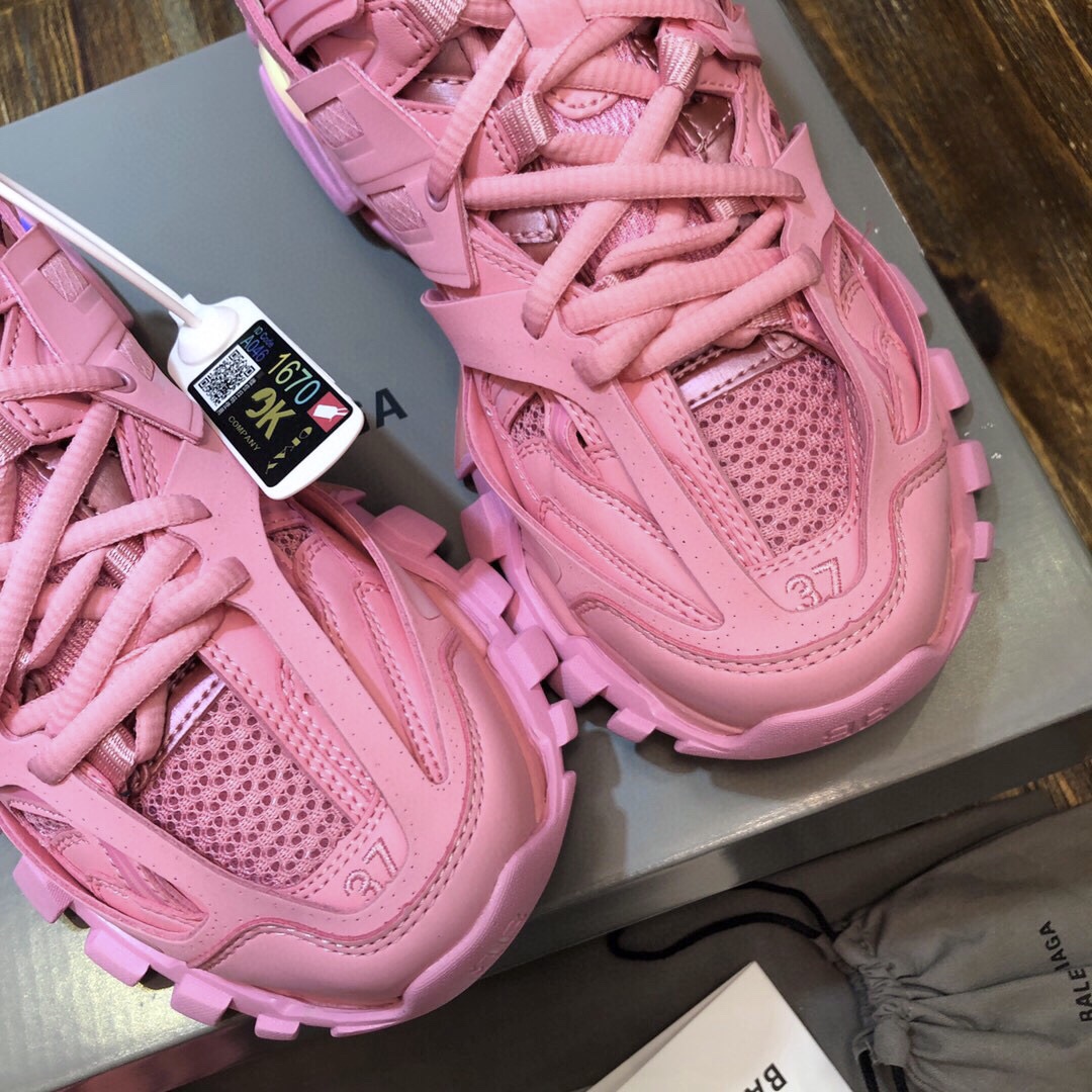 Balenciaga Sneaker Track Sneaker Led in Pink