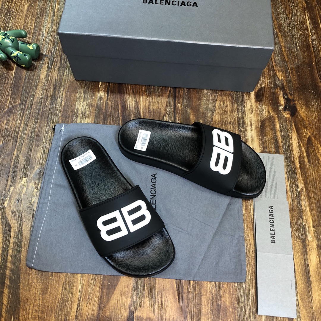 Balenciaga Slide in White Logo