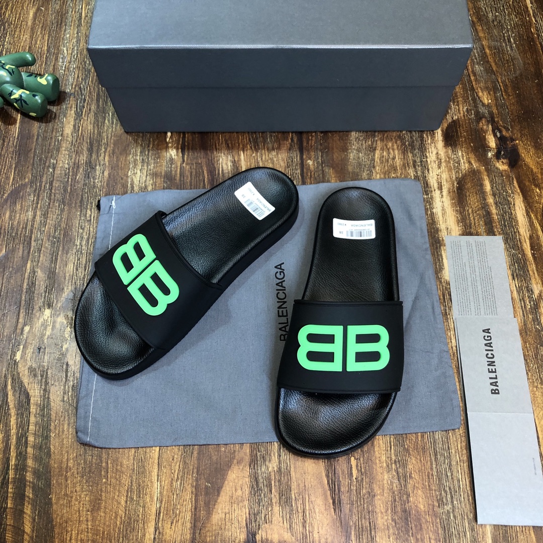 Balenciaga Slide in Green Logo