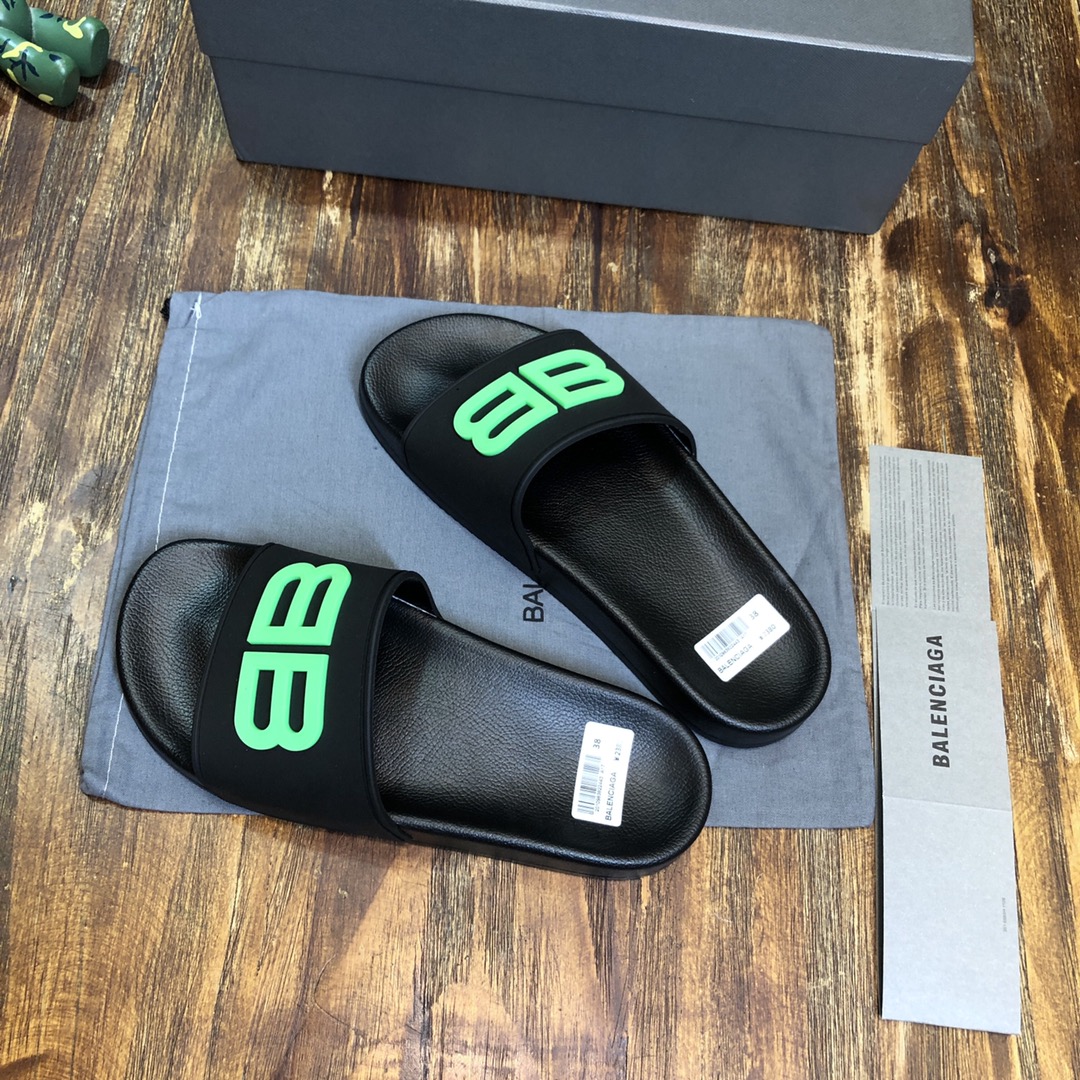 Balenciaga Slide in Green Logo