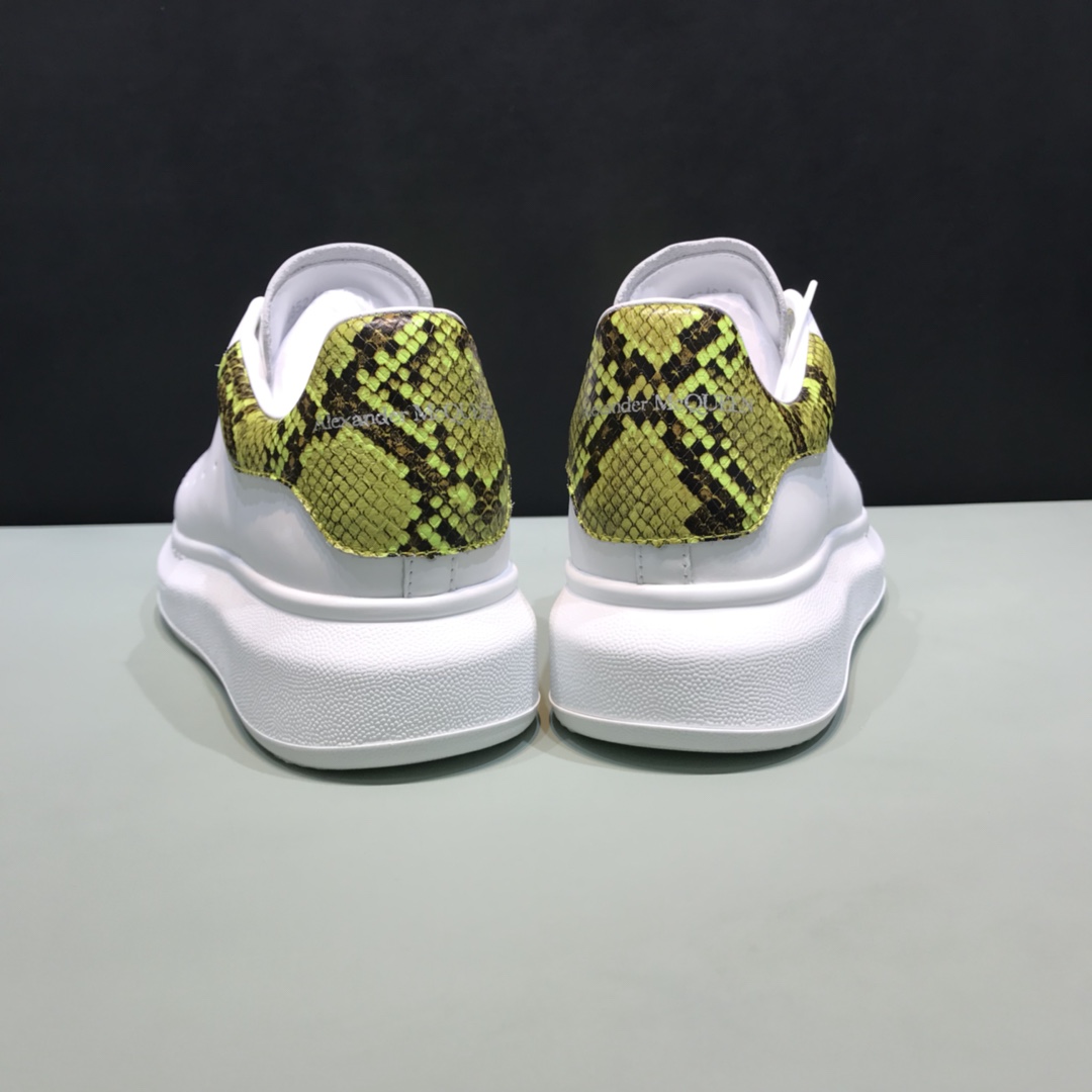 Alexander McQueen Sneaker Oversized Yellow Lace-up