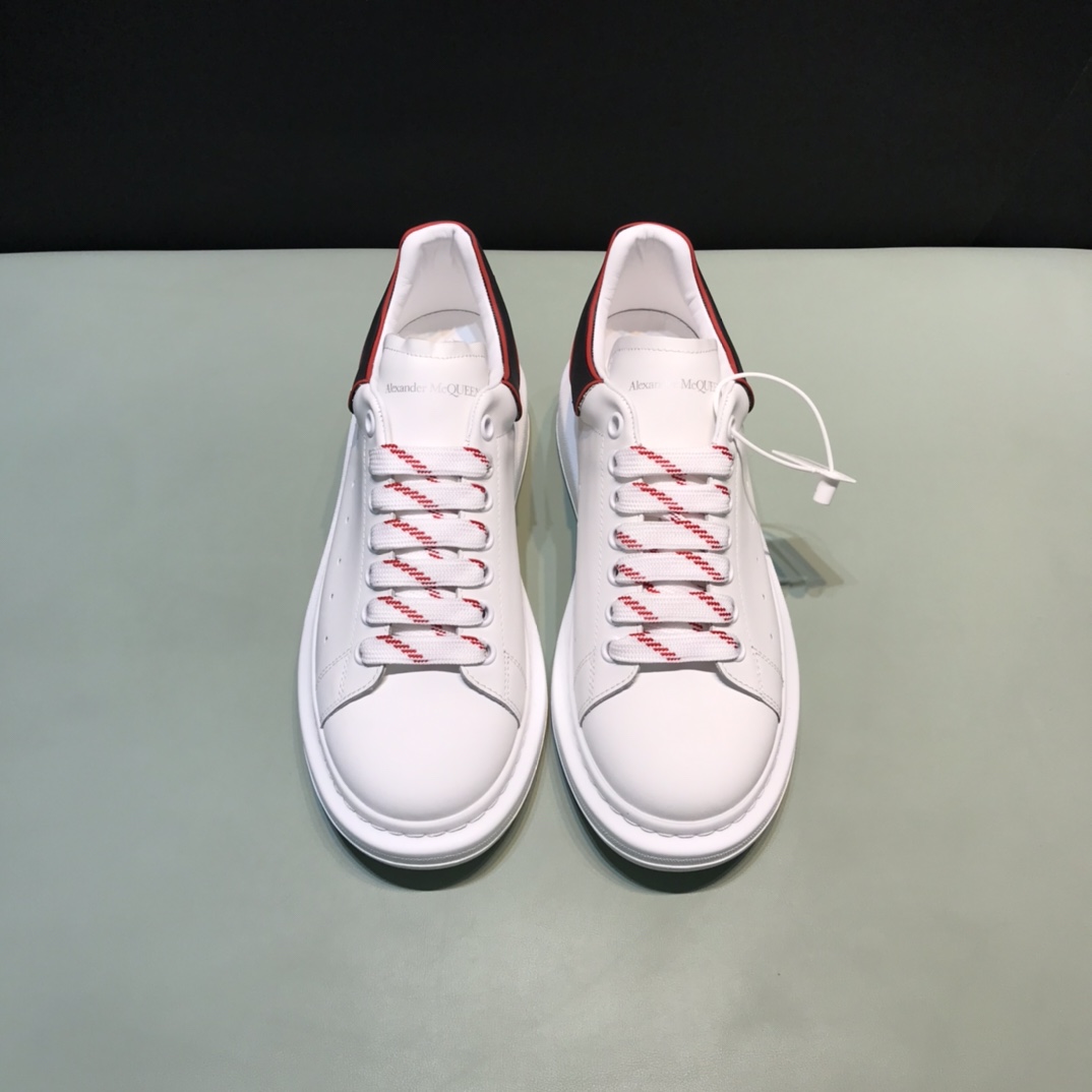 Alexander McQueen Sneaker Oversized Stroke Heel