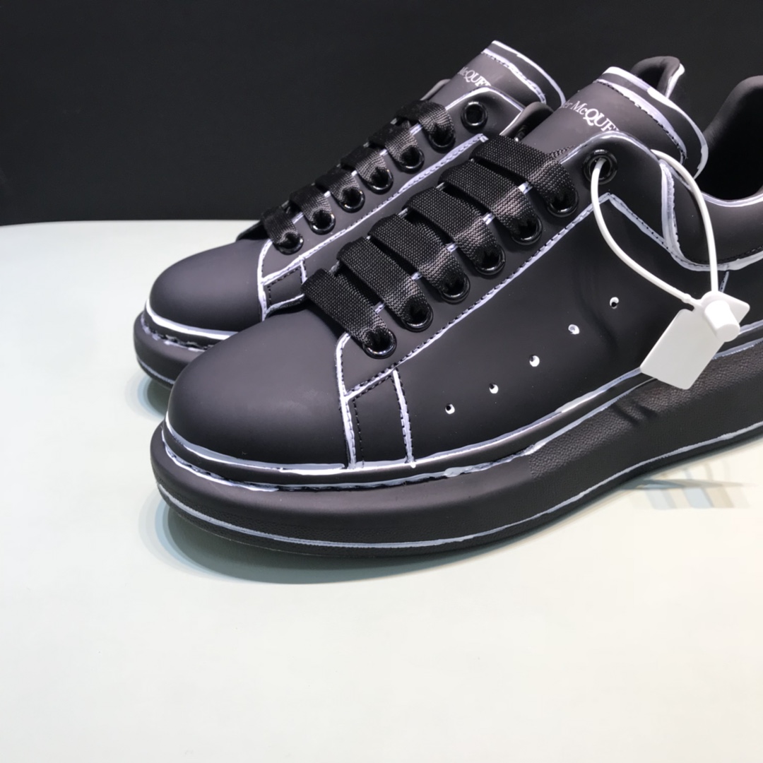 Alexander McQueen Sneaker Oversized Stroke