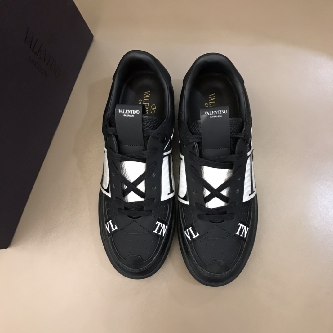 Valentino Sneaker Low-Top Calfskin with Bands