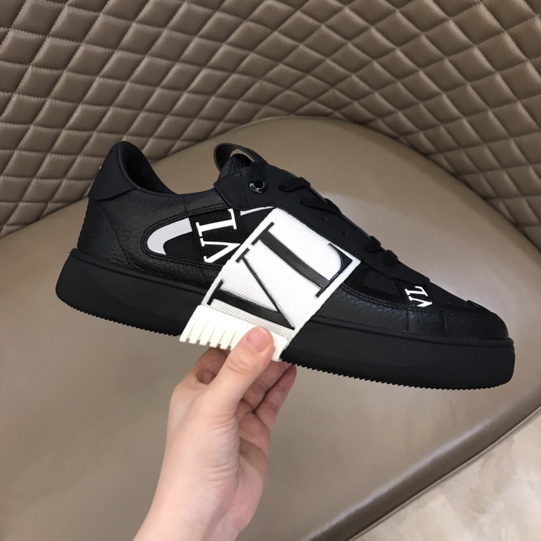 Valentino Sneaker Low-Top Calfskin with Bands