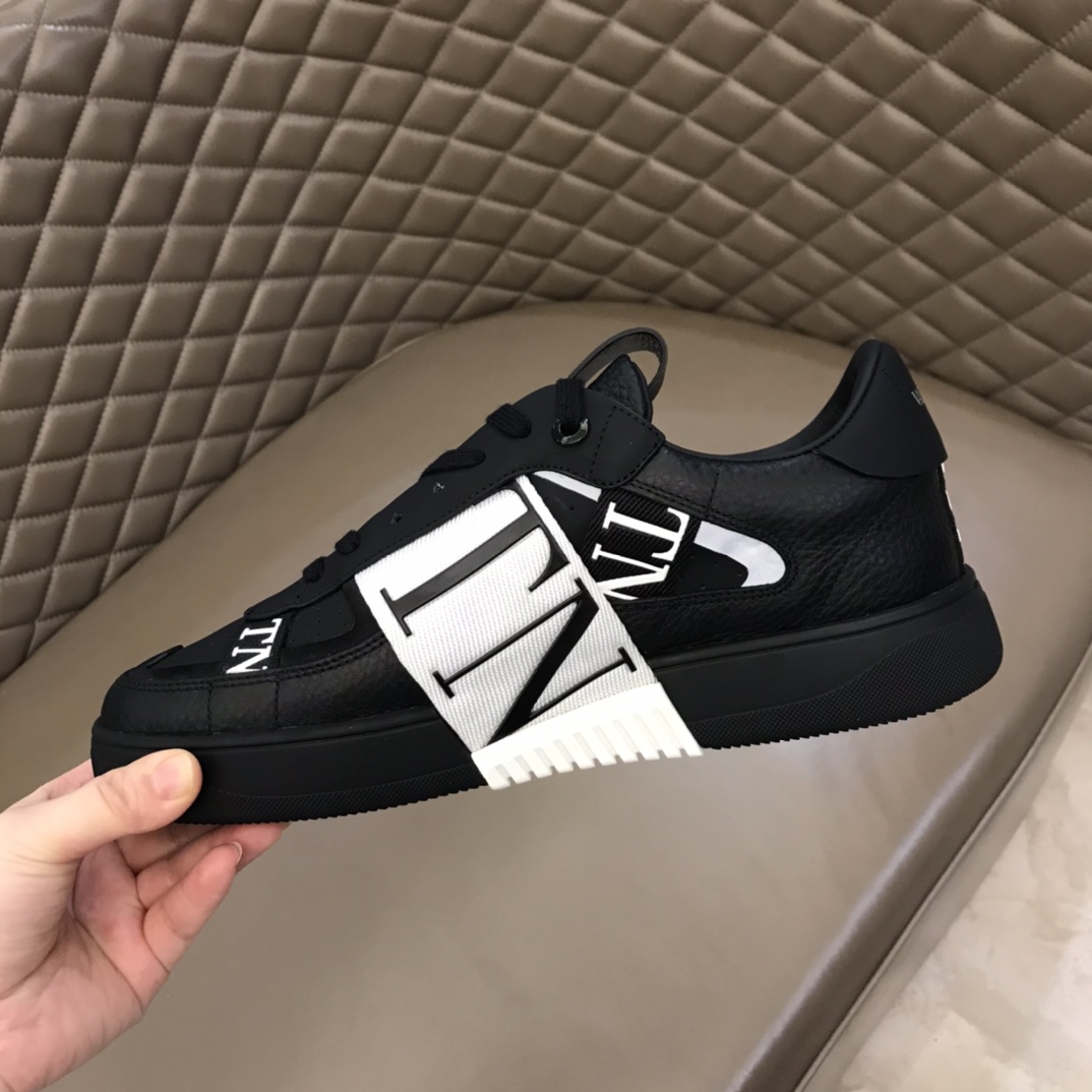 Valentino Sneaker Low-Top Calfskin with Bands