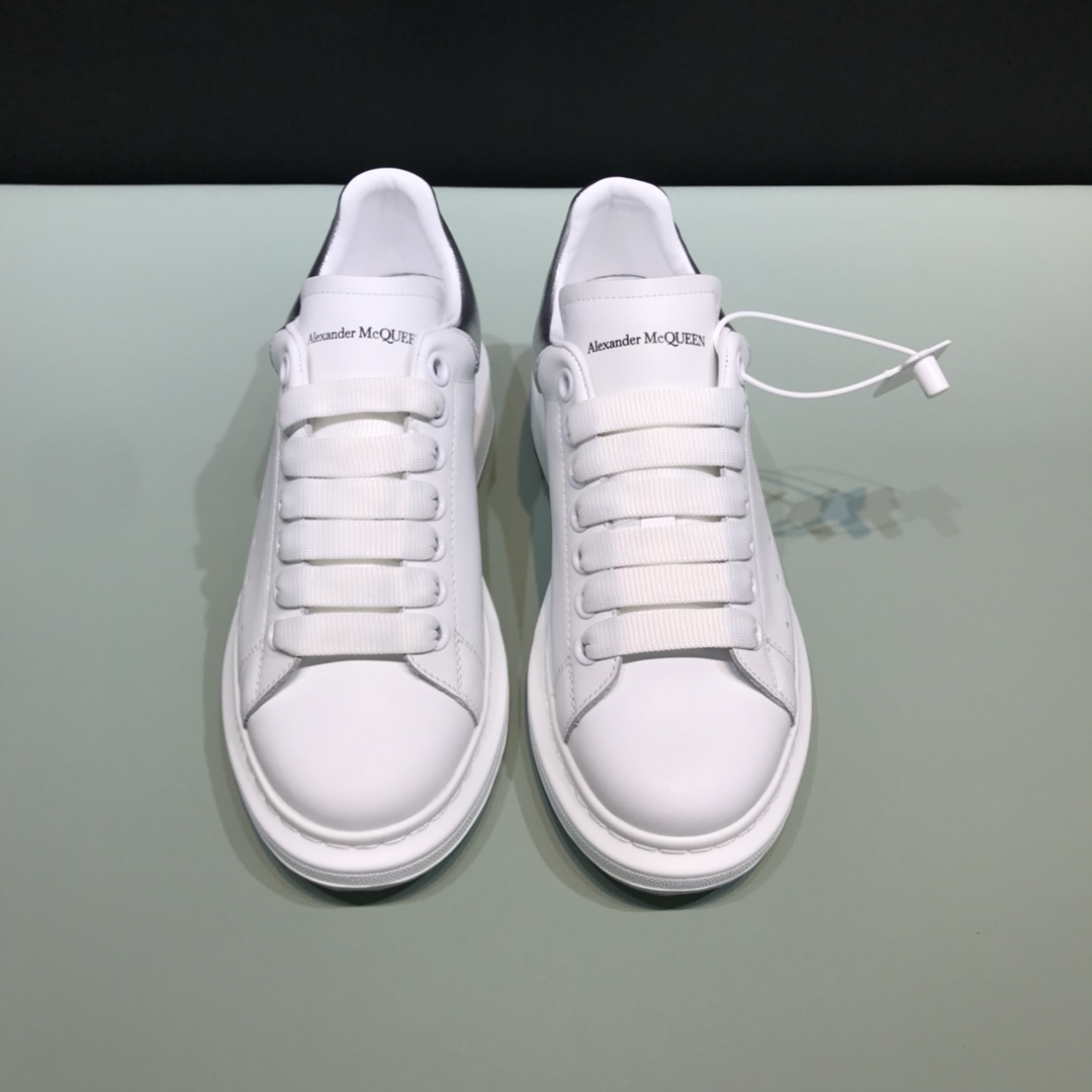 Alexander McQueen Sneaker Oversized Slive Heel