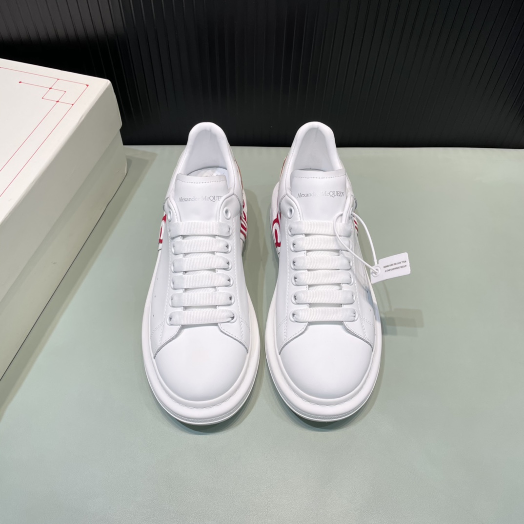 Alexander McQueen Sneaker Oversized Red Letter