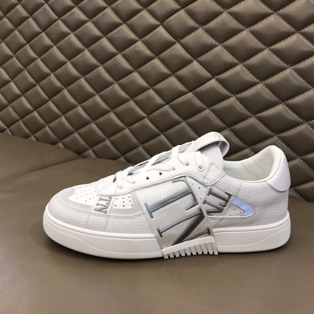 Valentino Sneaker Low-Top Calfskin with Bands