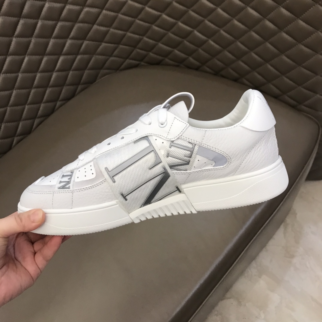 Valentino Sneaker Low-Top Calfskin with Bands