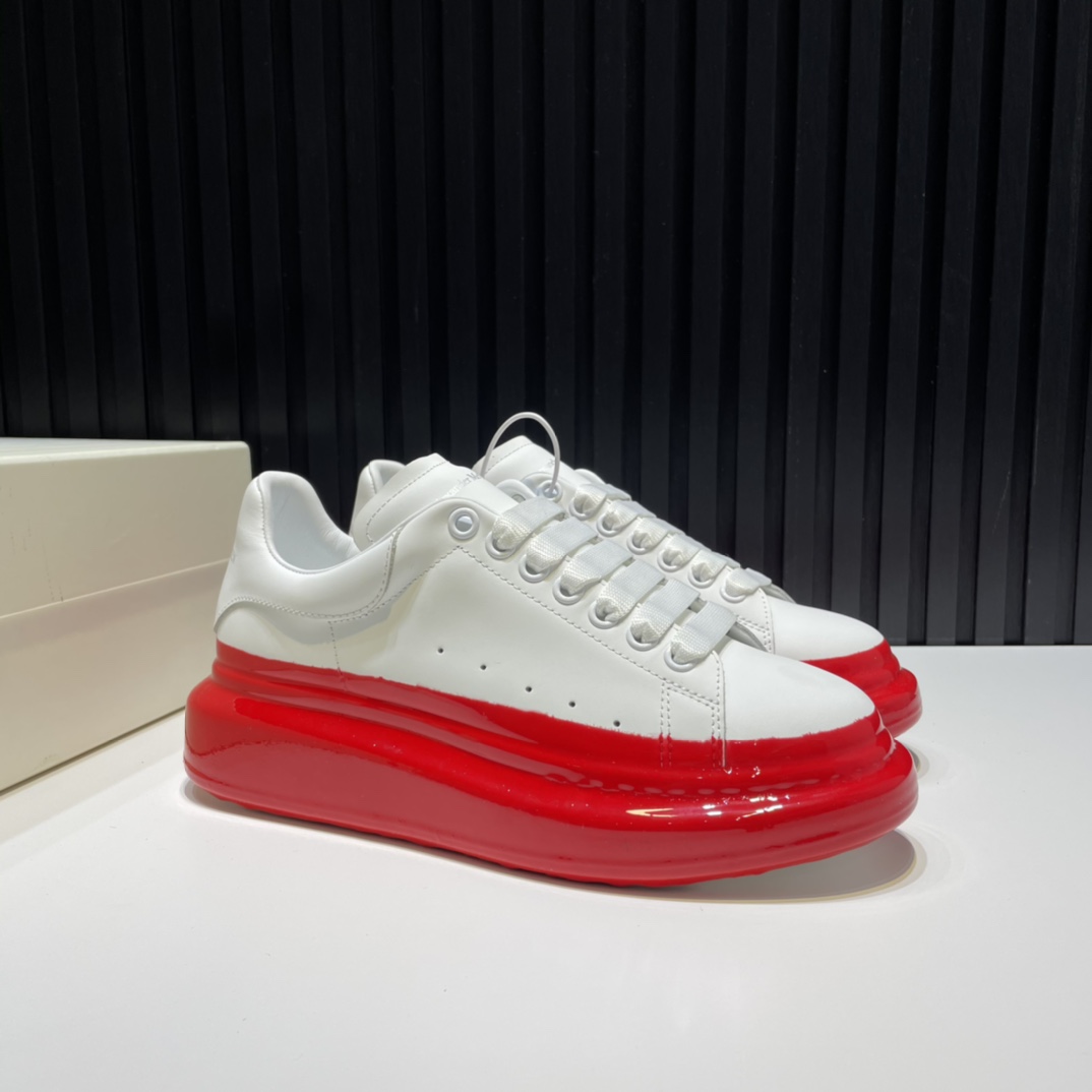 Alexander McQueen Sneaker Oversized in Red Heel