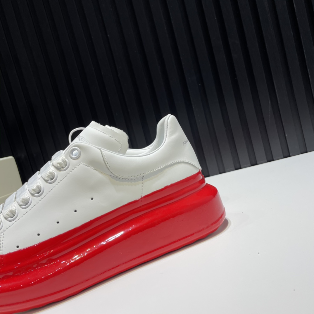 Alexander McQueen Sneaker Oversized in Red Heel