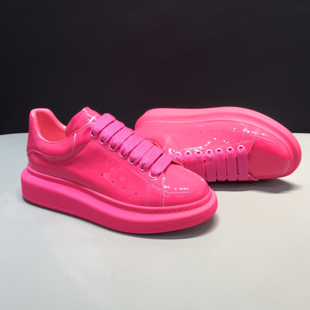 Alexander McQueen Sneaker Oversized in Pink