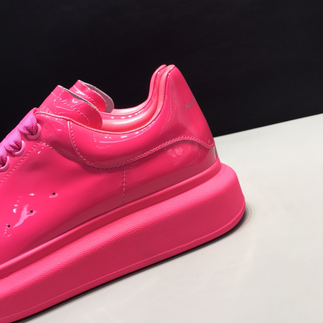 Alexander McQueen Sneaker Oversized in Pink