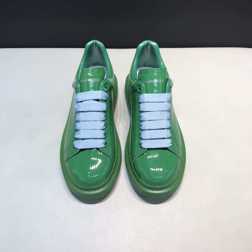 Alexander McQueen Sneaker Oversized in Green