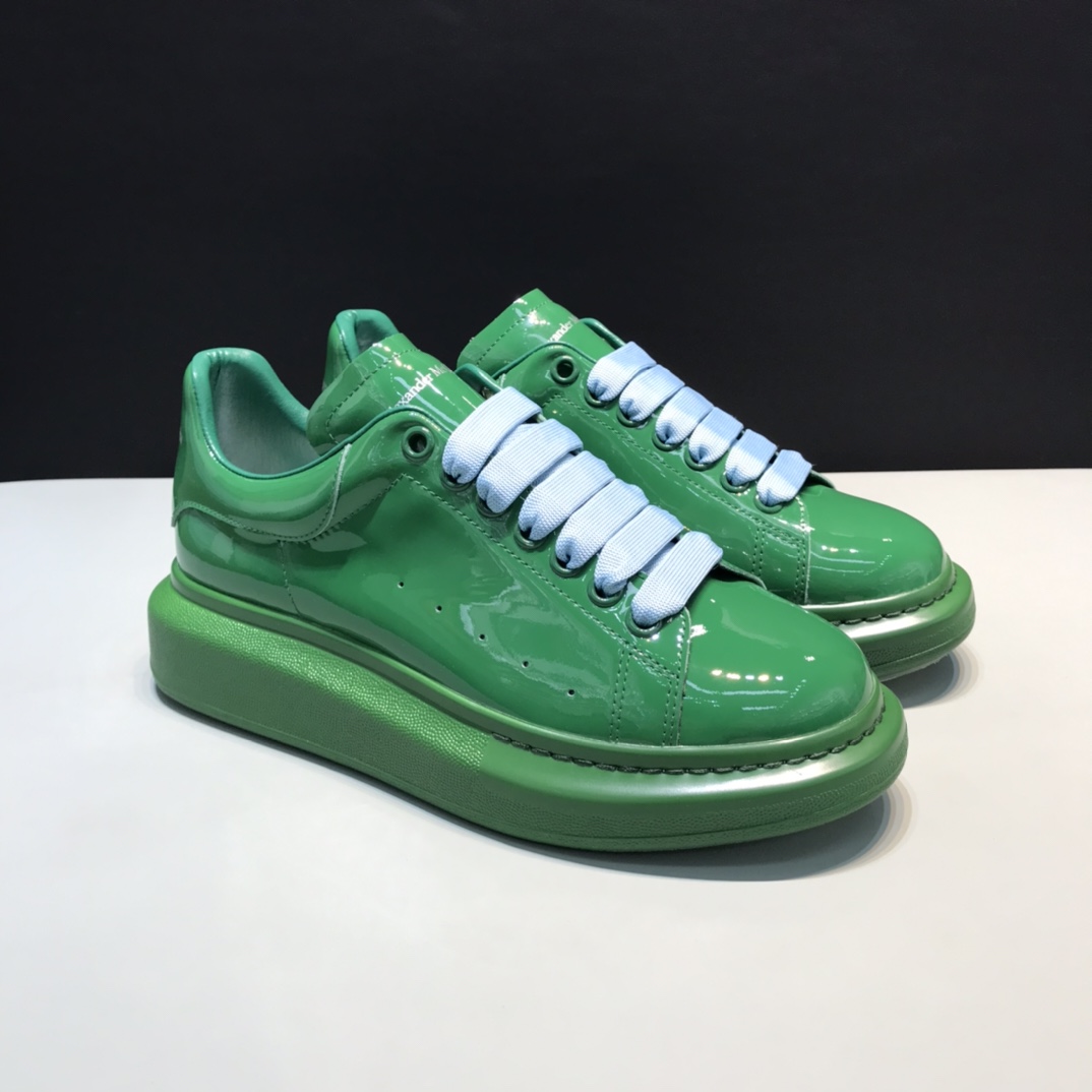 Alexander McQueen Sneaker Oversized in Green