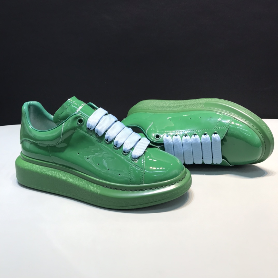 Alexander McQueen Sneaker Oversized in Green