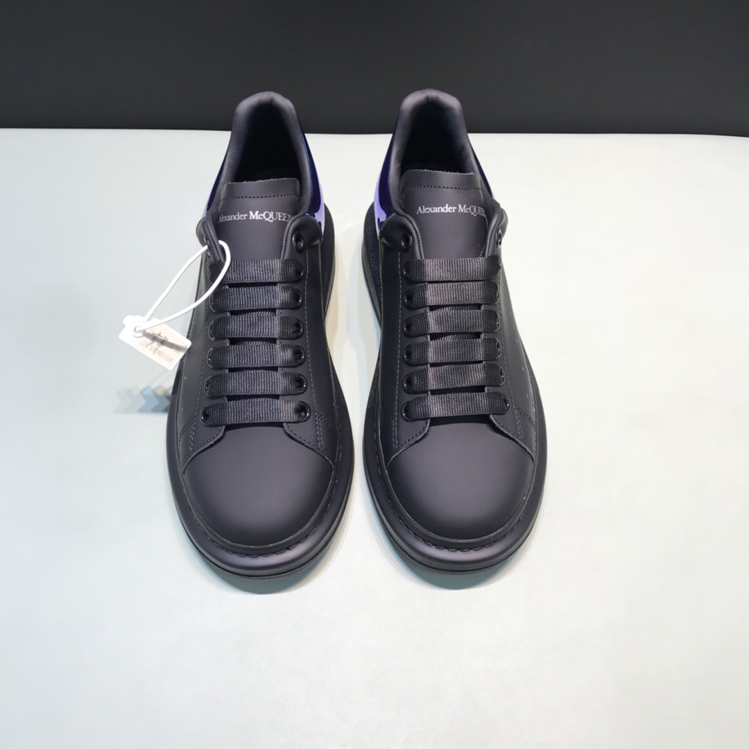 Alexander McQueen Sneaker Oversized in Blue Heel