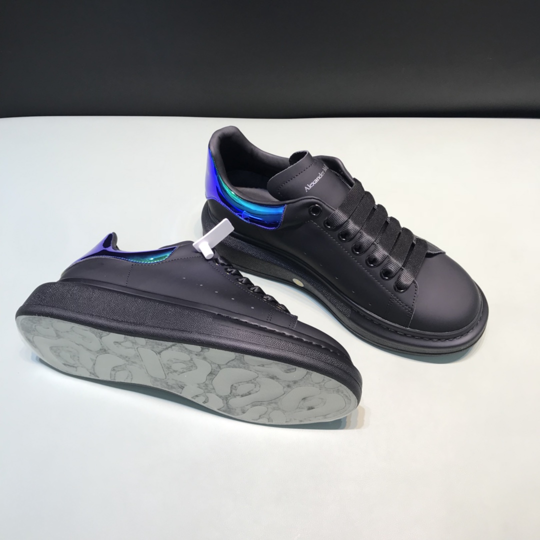 Alexander McQueen Sneaker Oversized in Blue Heel