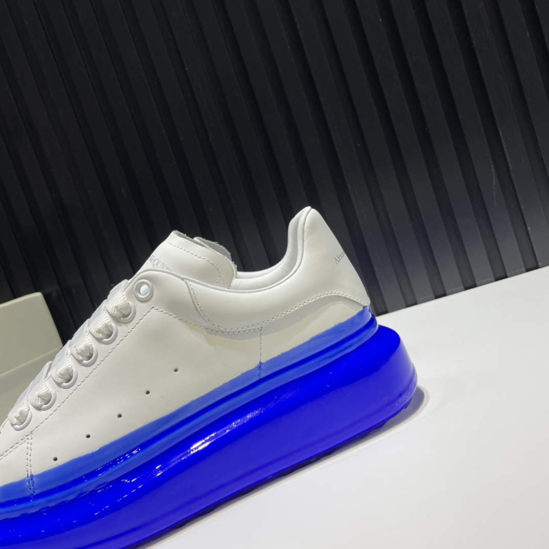 Alexander McQueen Sneaker Oversized in Blue Heel