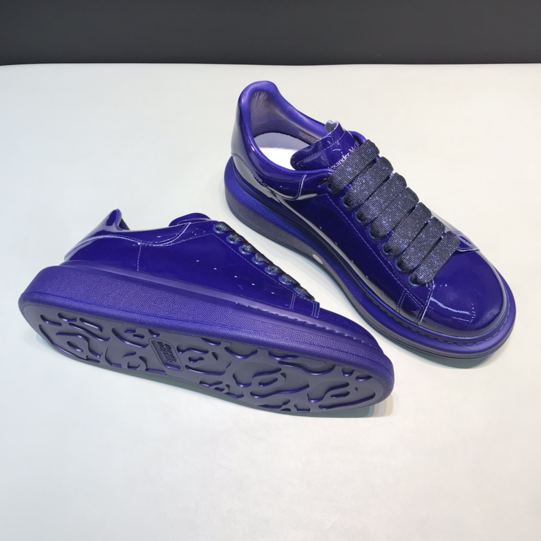 Alexander McQueen Sneaker Oversized in Blue