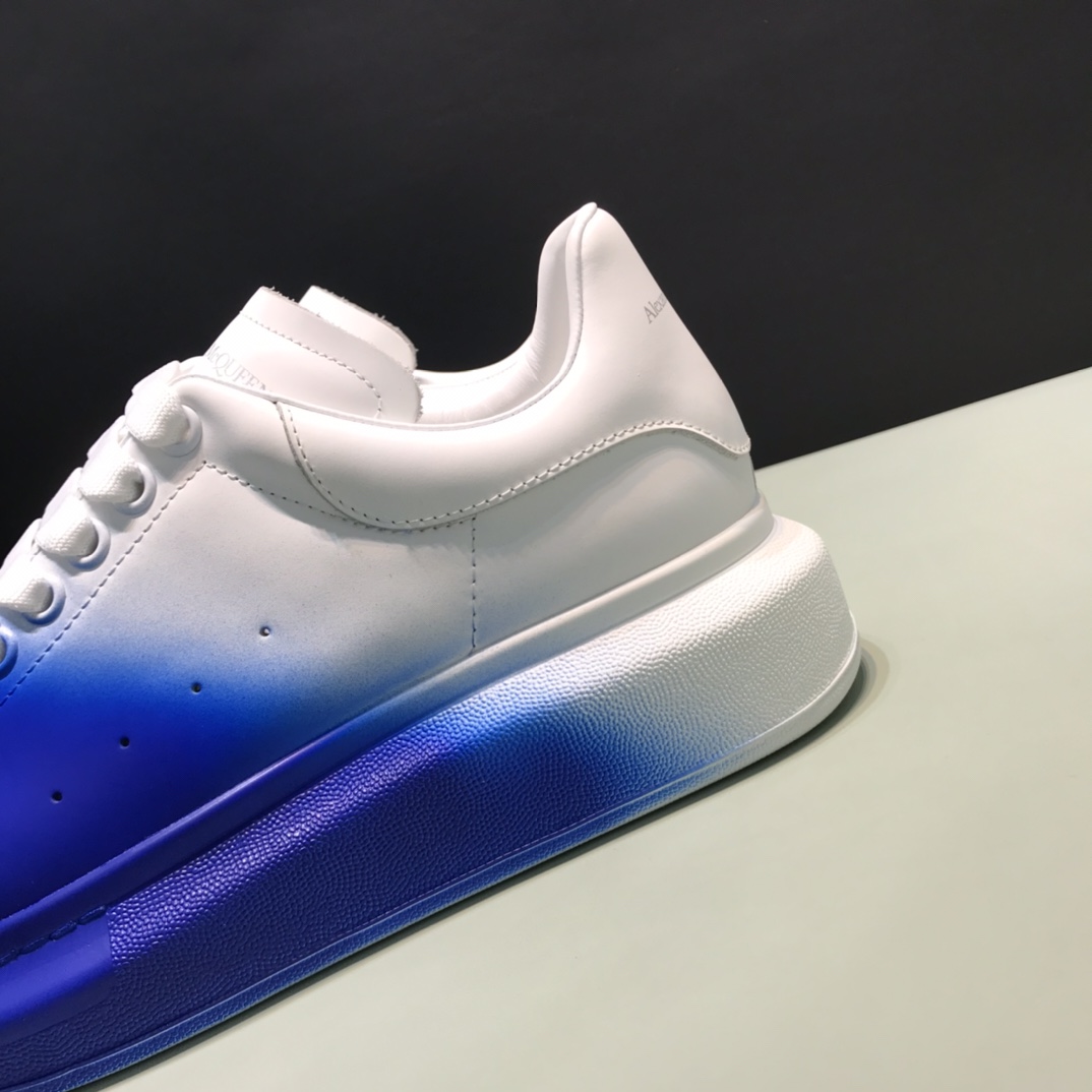 Alexander McQueen Sneaker Oversized Half Blue