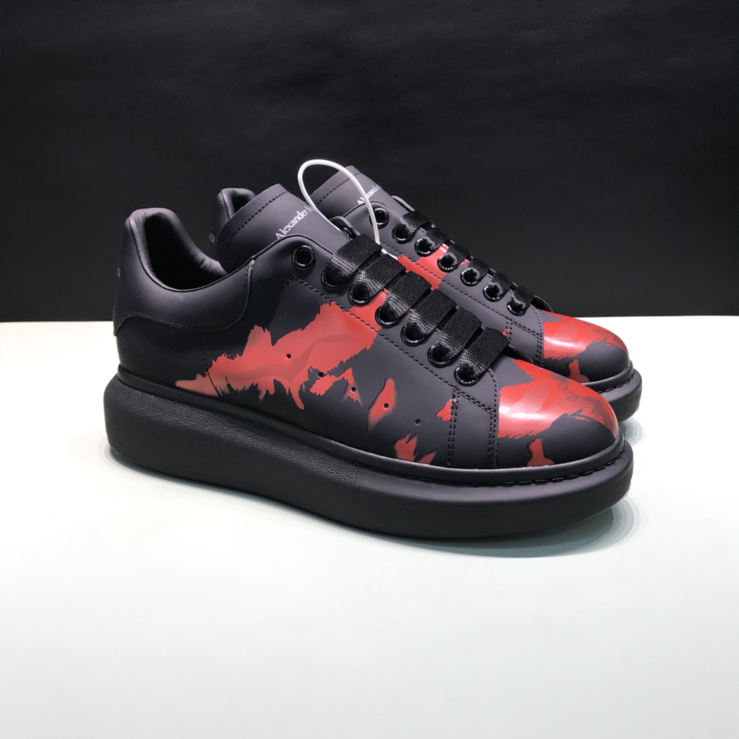 Alexander McQueen Sneaker Oversized Graffiti