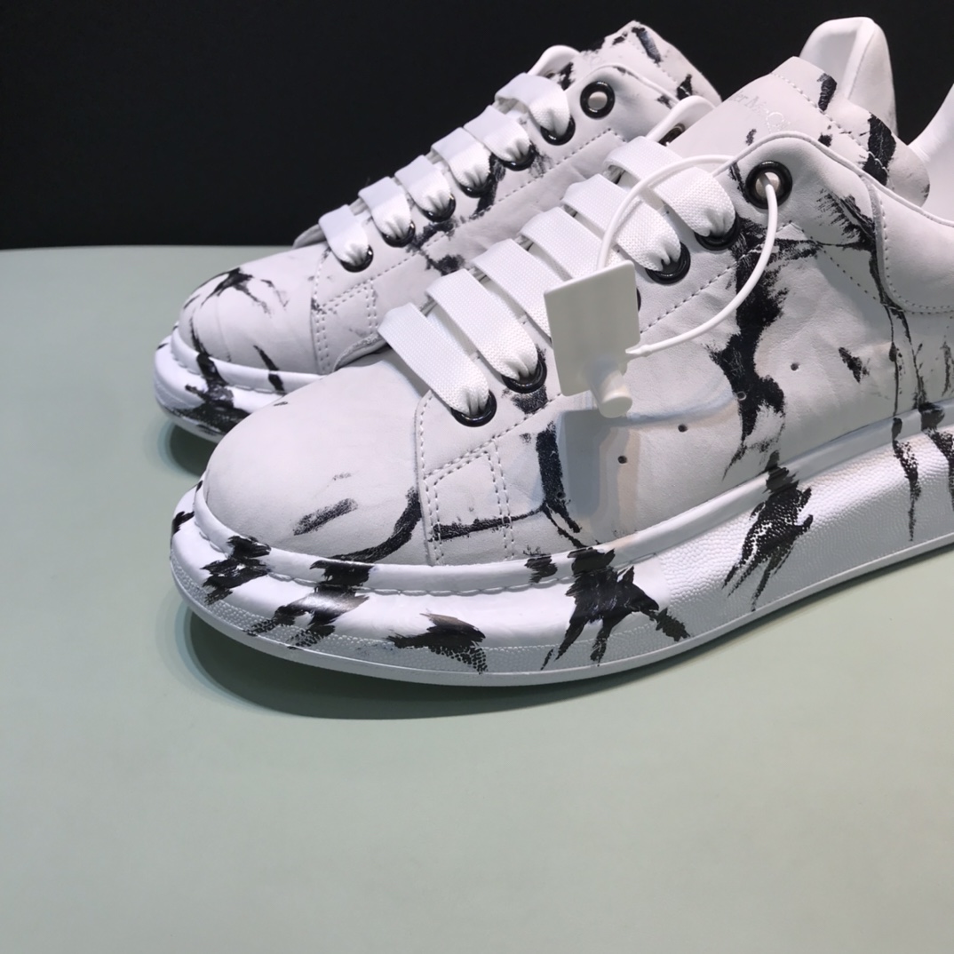 Alexander McQueen Sneaker Oversized Graffiti