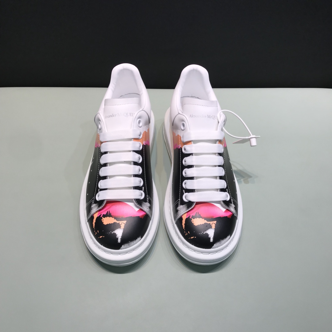 Alexander McQueen Sneaker Oversized Graffiti