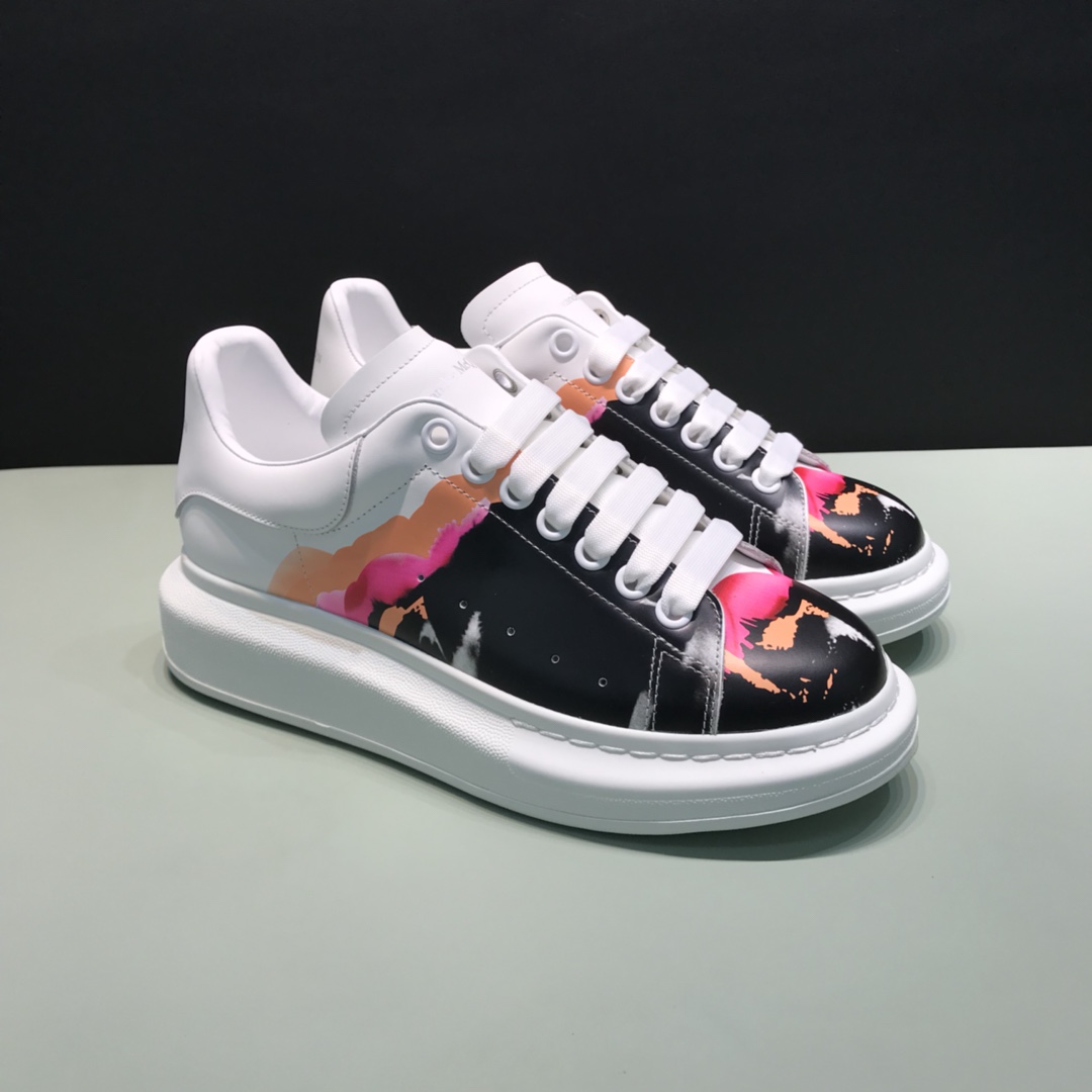 Alexander McQueen Sneaker Oversized Graffiti