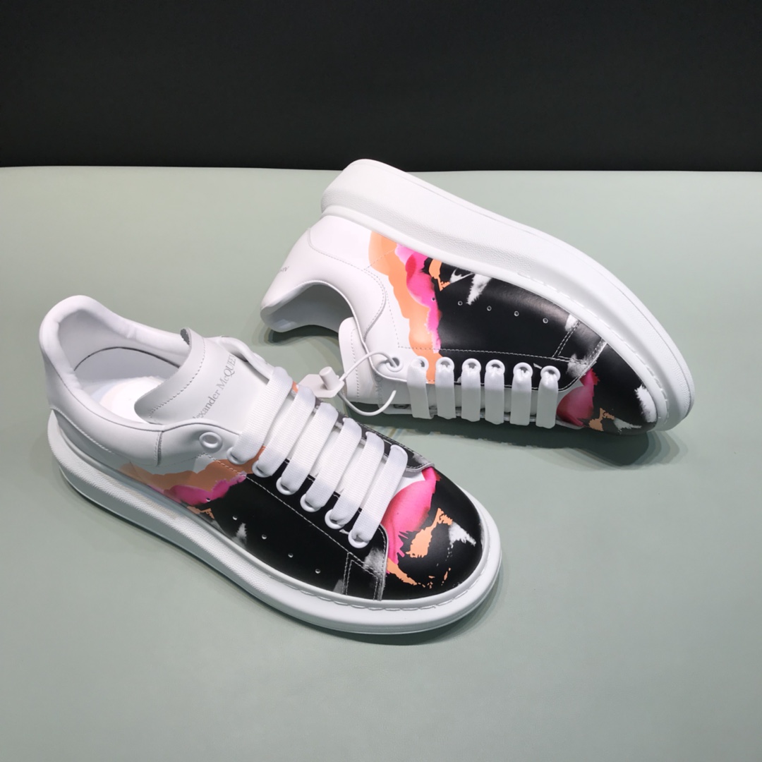 Alexander McQueen Sneaker Oversized Graffiti