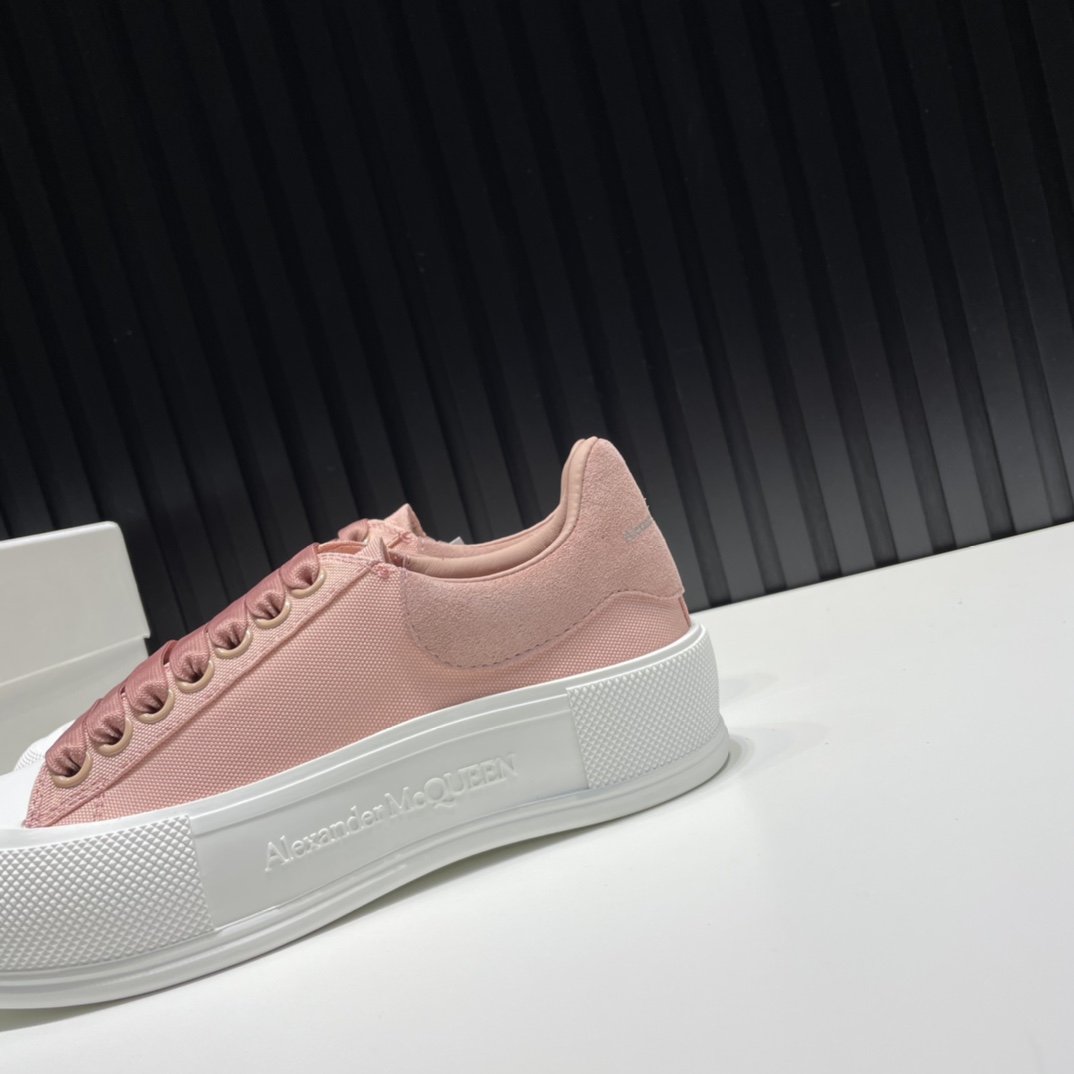 Alexander McQueen Sneaker Deck Plimsoll in Pink