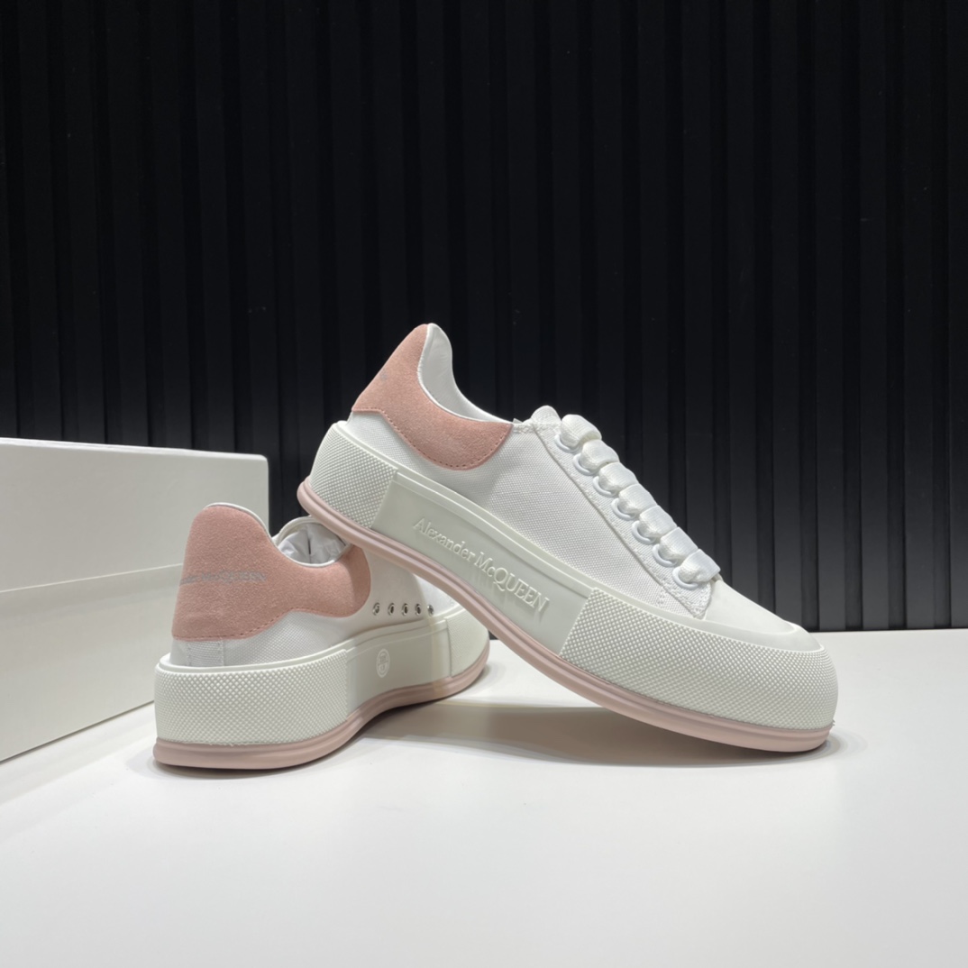 Alexander McQueen Sneaker Deck Plimsoll in Pink