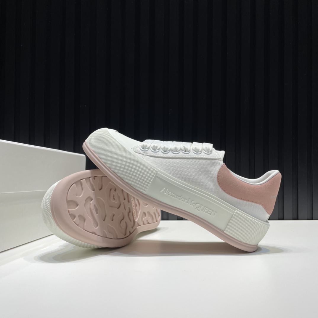 Alexander McQueen Sneaker Deck Plimsoll in Pink