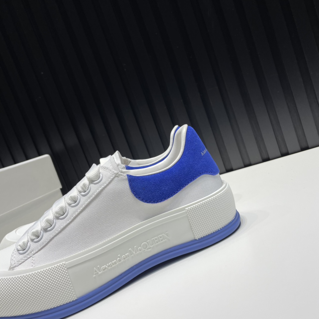 Alexander McQueen Sneaker Deck Plimsoll in Blue