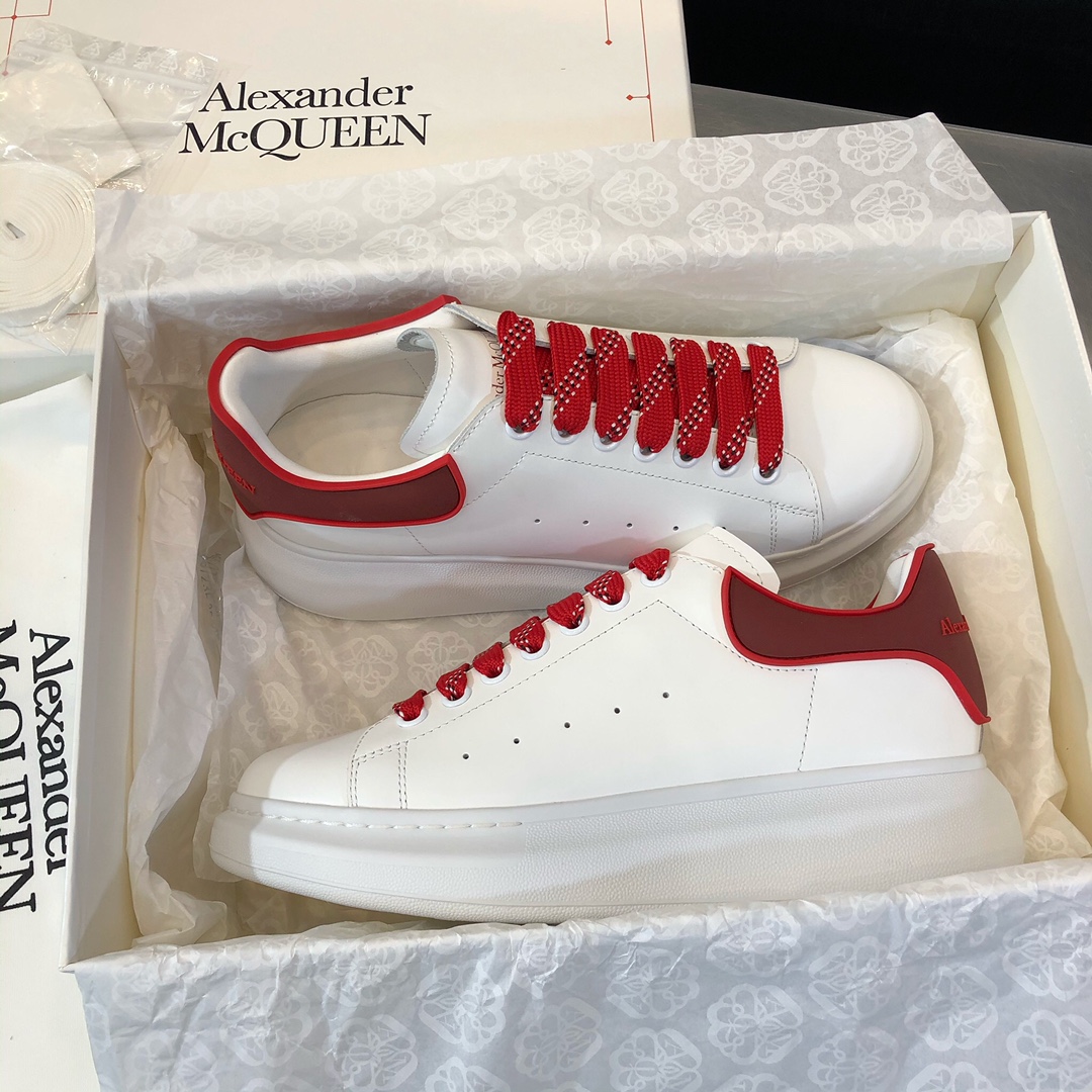 Alexander McQueen Oversized Sneaker in Red Lace
