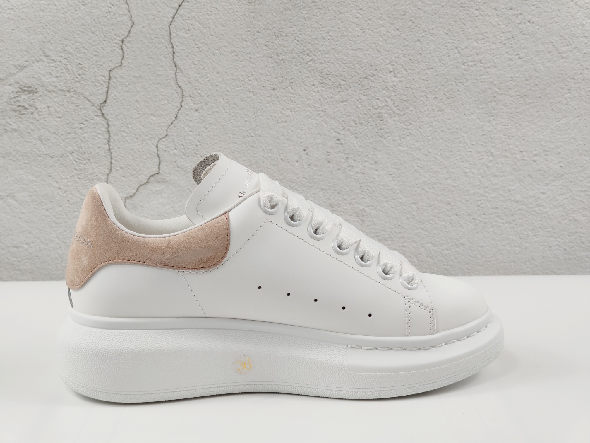 Alexander McQueen Oversized Sneaker in Cream Heel