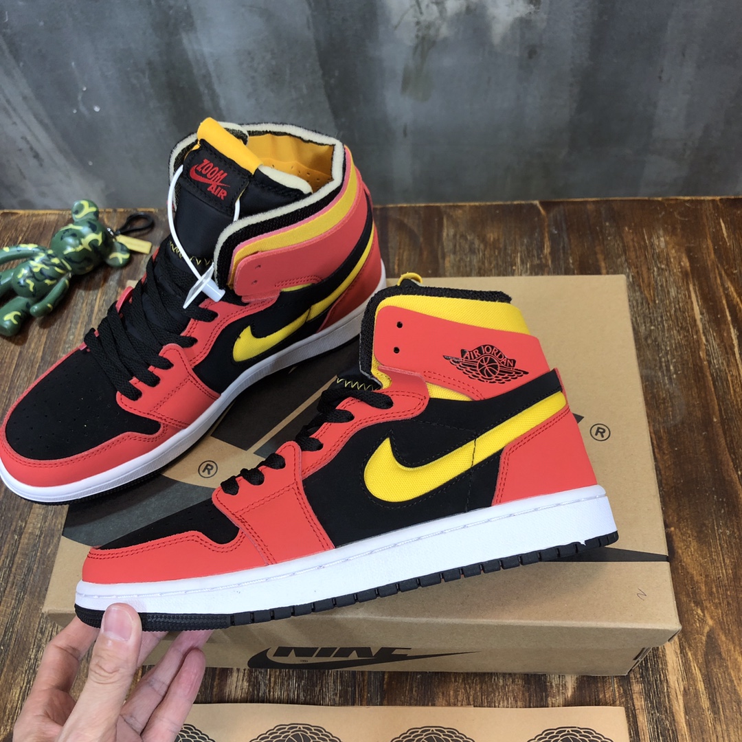 Air Jordan 1 Zoom Air CMFT “Chile Red” Sneaker