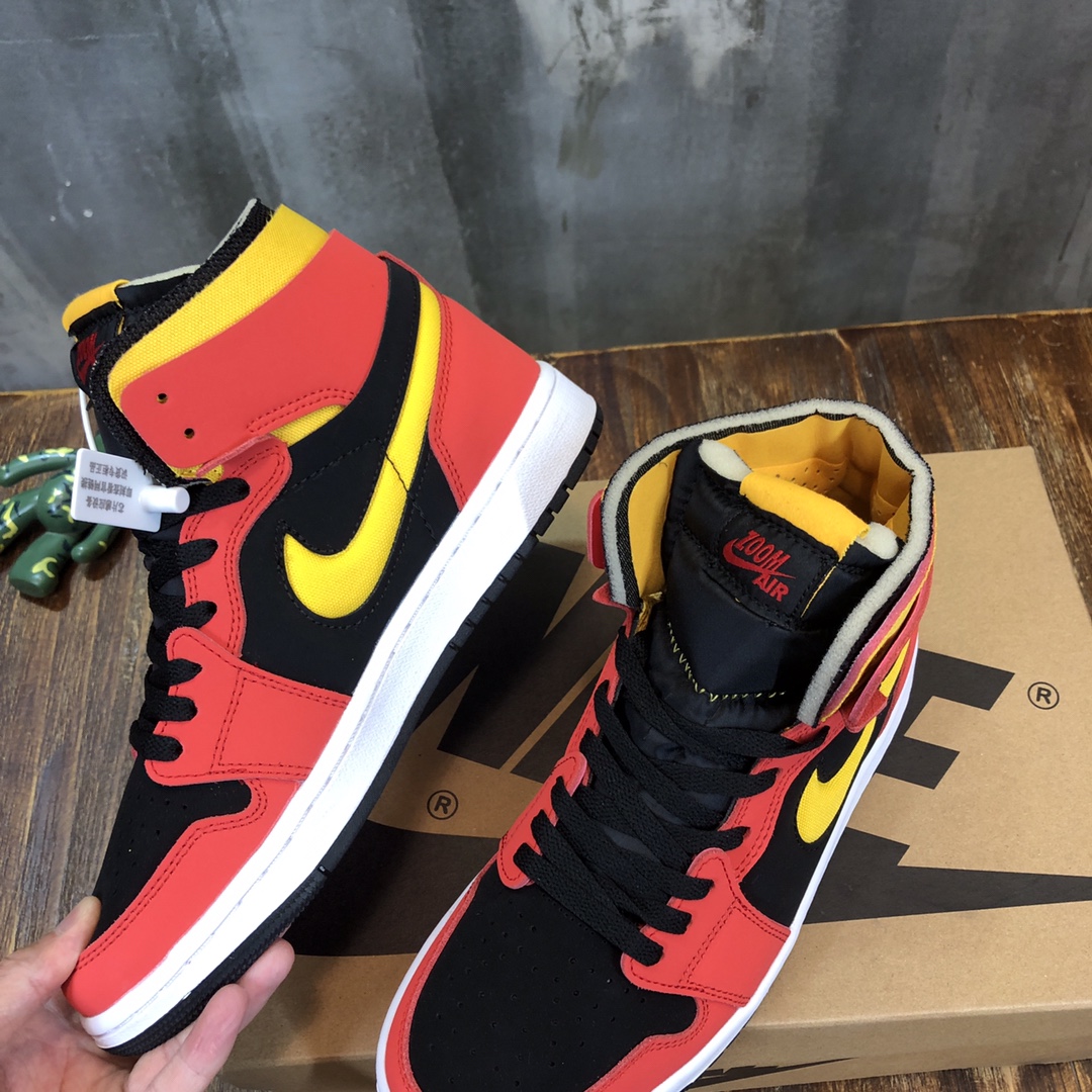 Air Jordan 1 Zoom Air CMFT “Chile Red” Sneaker