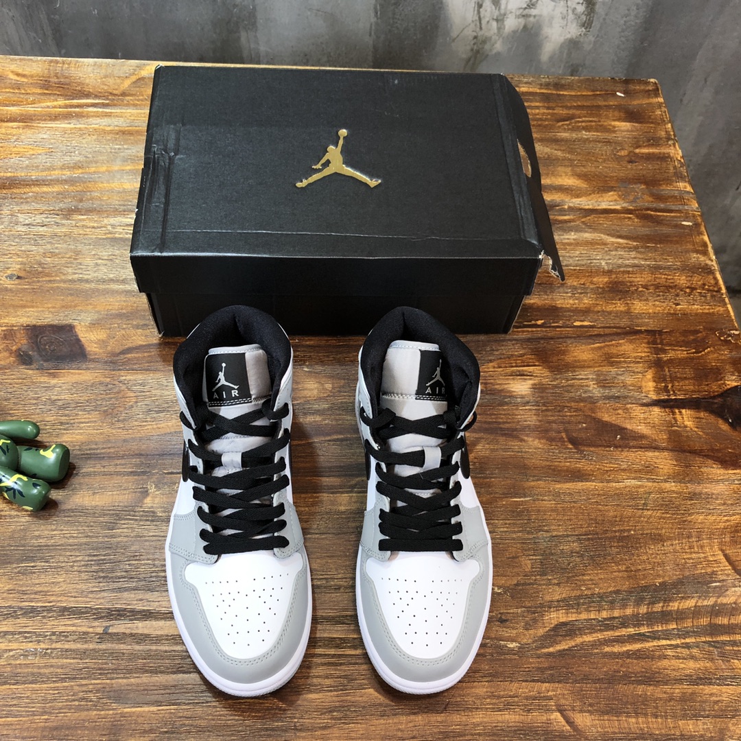 Air Jordan 1 Mid “Light Smoke Grey” Sneaker