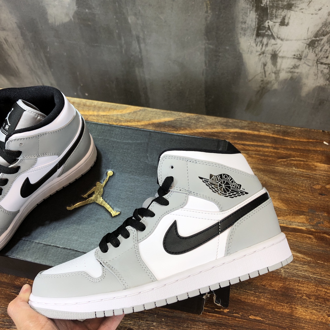 Air Jordan 1 Mid “Light Smoke Grey” Sneaker