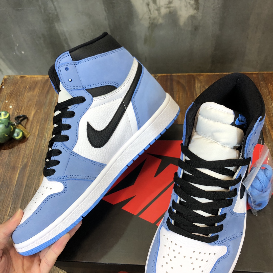 Air Jordan 1 High OG ＂University Blue＂ Sneaker